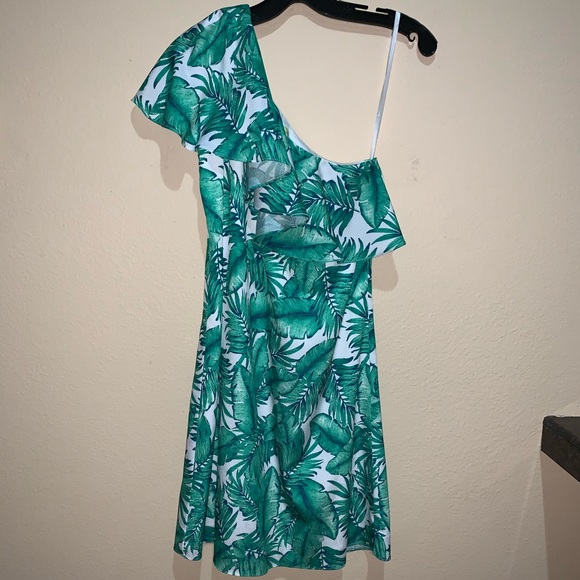 Gianni Bini One Shoulder Palm Leaf Dress - Picture 2 of 5